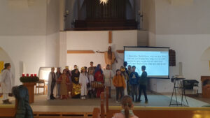 Die Reise mit der Zeitmaschine: Ein Krippenspiel für Groß und Klein